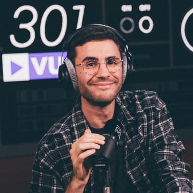 301 vues podcast cover art