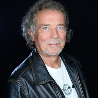 Gottfried Sumser - LEBE MAJESTÄTISCH podcast cover art